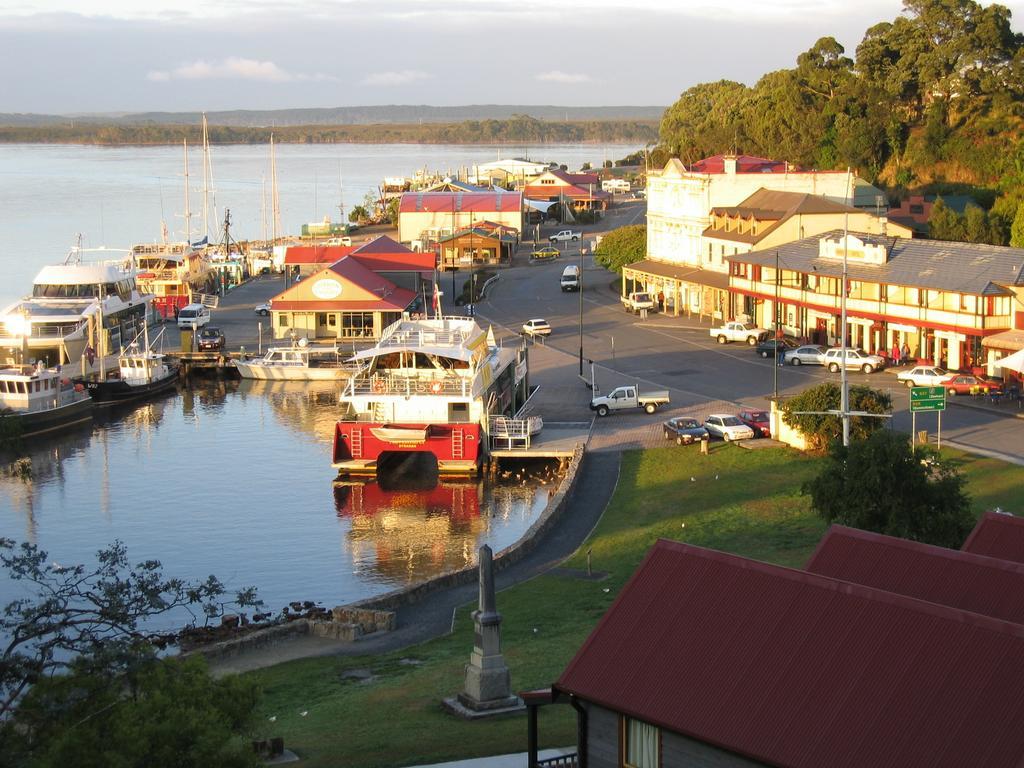 Strahan Bungalows Exterior foto